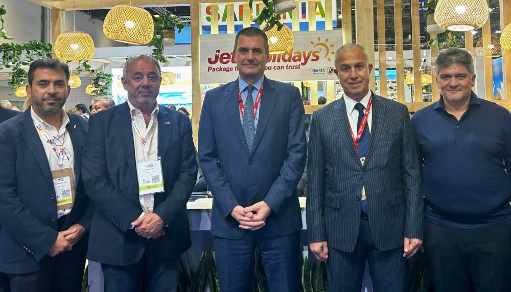 Alanya'ya daha fazla turist için Jet2 ile anlaşma imzaladı 