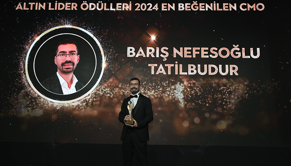 TatilBudur, ‘Türkiye’nin En Beğenilen Altın Lideri’ ödülünün sahibi oldu