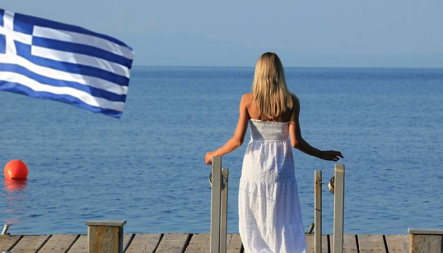 Yunanistan ne kadar turist aldı?