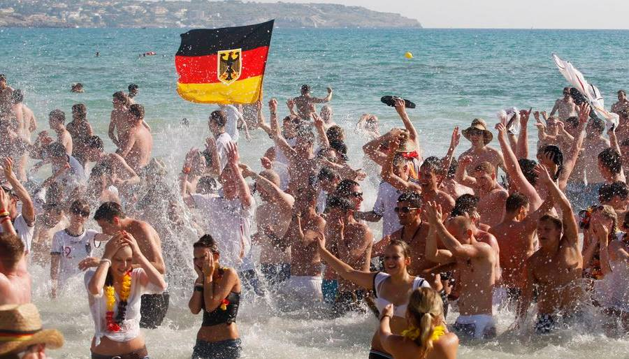 Alman turistler tatilde daha fazla harcamaya hazır