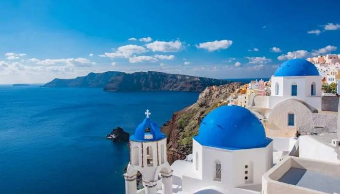 İşte Yunanistan’ın 2023 yılında ağırladığı turist sayısı ve turizm geliri