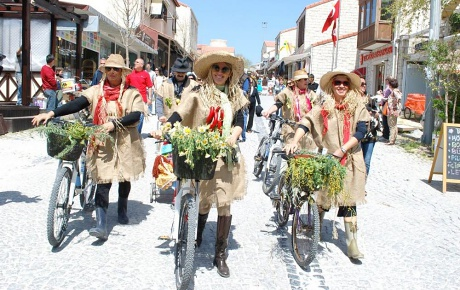 Festival, Çeşmeli turizmciye can simidi oldu