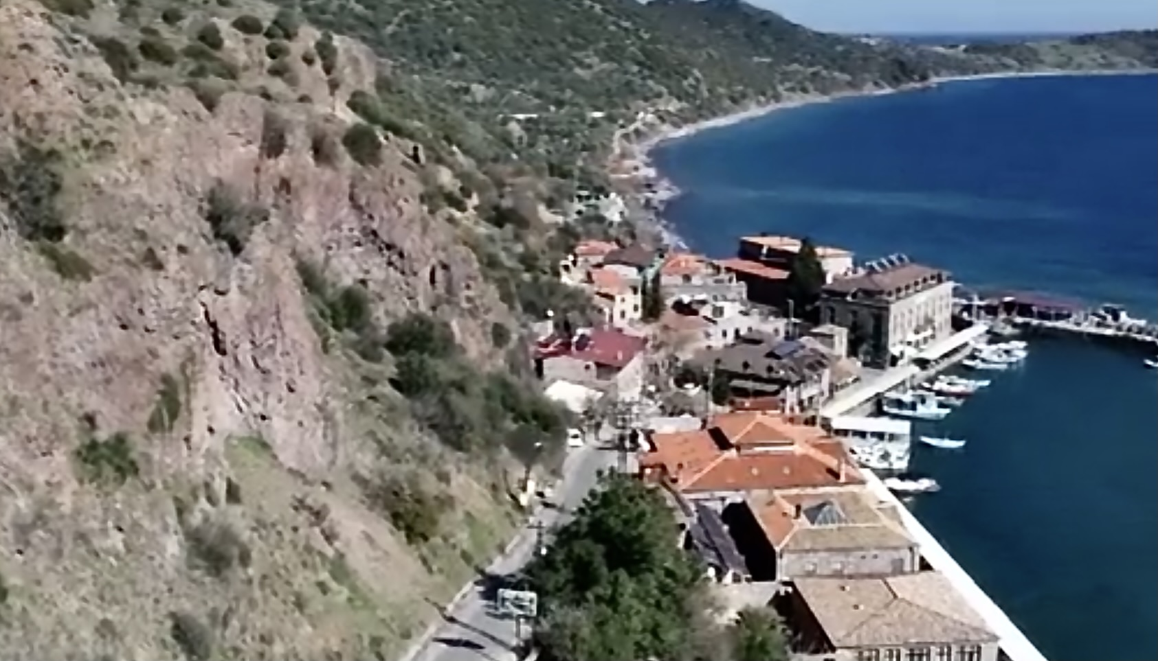 Assos Antik Kenti'ndeki turistik tesisler 500 gün kapalı kalacak