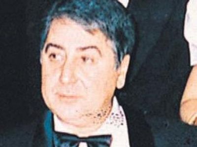 Kızlarından otelci babaya vesayet davası