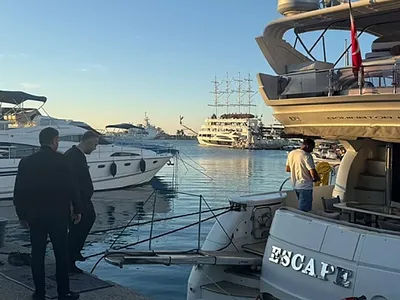 Antalya'da uyuşturucu ve fuhuş operasyonu! Turizm ve iş dünyasından çok sayıda isme gözaltı